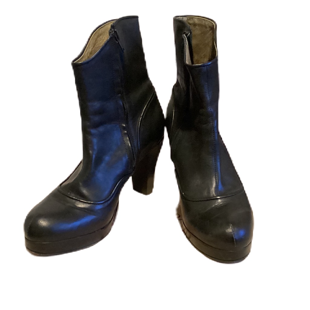 Calleen Cordero Ankle Boots 10